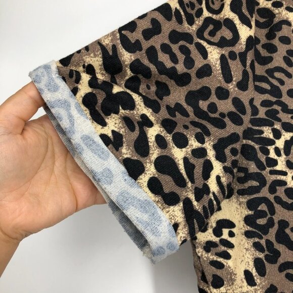 Amaryllis  Cheetah Print Short Cuffed Sleeve Round Neck Shirt size 1x - Picture 6 of 15